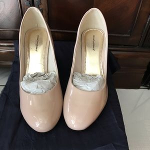 Larissa cloud walkers natural color 2 inch heels